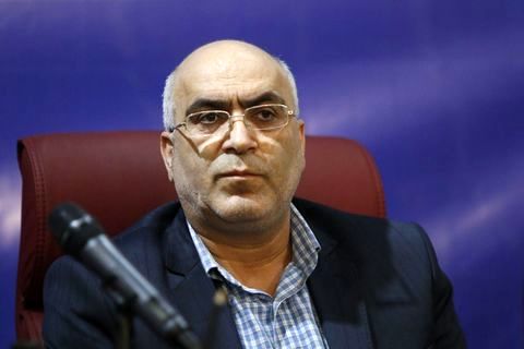 چند درصد از درآمدهای جامعه به عنوان مالیات در اختیار دولت است؟