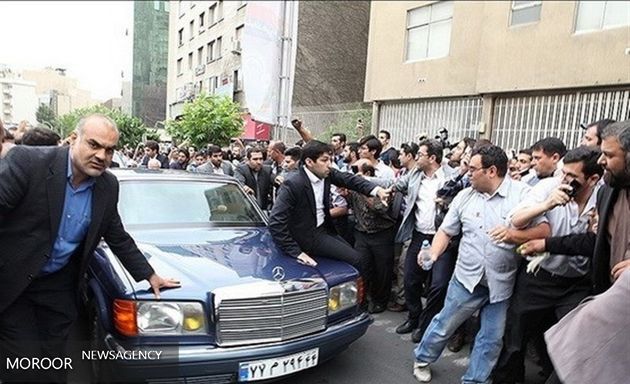 هاشمی در دانشگاه آزاد حضور یافت