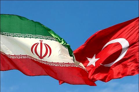 محموله کمکهای بهداشتی ترکیه برای مبارزه با کرونا به ایران ارسال شد