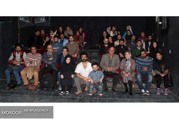 امور فرهنگی جامعه را از زندگی غریزی به جامعه فرهنگی سوق میدهد