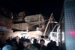 انفجار گاز خانگی در اهواز  15نفر را روانه بیمارستان کرد/ عملیات آواربرداری ادامه دارد