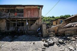 همکاران ما در کمیسیون عمران مجلس زلزله گلستان را پیگیری کنند