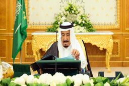 پادشاه عربستان در سفری تاریخی به قطر می‌رود