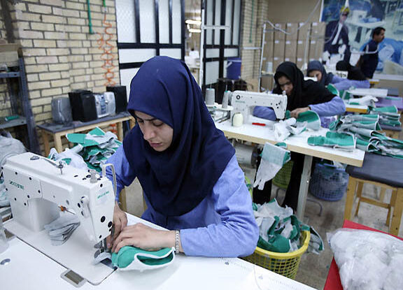 پیگیری مطالبات زنان کارگر رسما آغاز شد