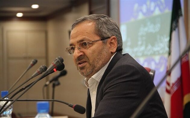 زمینه حضور تمام دانش‌آموزان از آبان ماه در مدارس فراهم خواهد شد