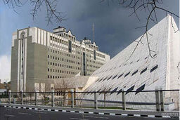 آغاز مراسم وداع با شهدای ترور در مجلس شورای اسلامی / حضور روسای سه قوه و مقامات لشکری و کشوری