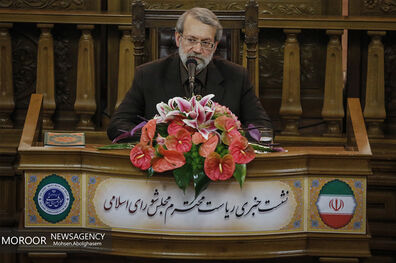 نشست خبری رییس مجلس شورای اسلامی