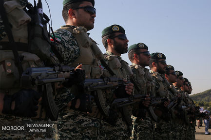 صبحگاه مشترک یگان های نمونه ارتش جمهوری اسلامی ایران