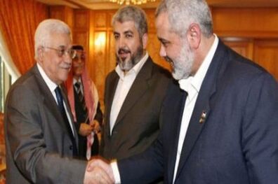 دیدار رئیس تشکیلات خودگردان فلسطین با مشعل و هنیه در دوحه