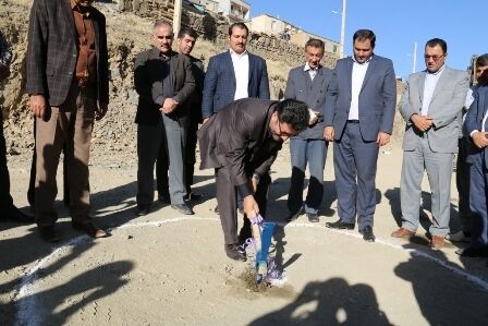 دبستان 6 کلاسه روستای عیسی آباد بخش کلاترزان کلنگ زنی شد