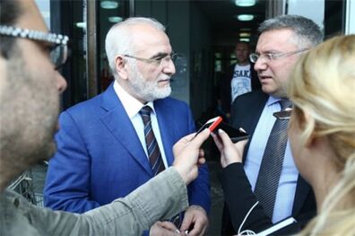 رئیس باشگاه پائوک: انتقال انصاری‌فرد هنوز قطعی نیست