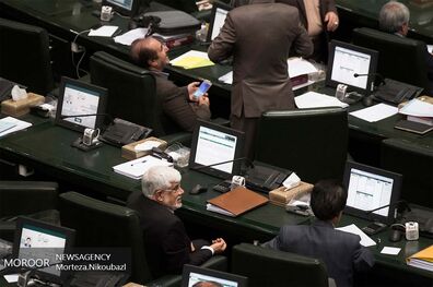 موافقت مجلس با پرداخت مزایای مستخدمان شاغل در مناطق عملیاتی دفاع مقدس مزایا 