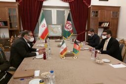 حمدالله محب با شمخانی دیدار کرد