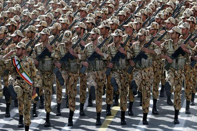 سردار مهری به سربازان مرخصی تشویقی داد