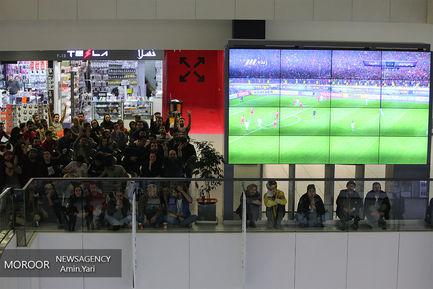 تماشای دیدار فوتبال پرسپولیس ایران و کاشیما آنتلرز ژاپن در پردیس چهارسو