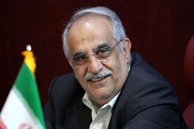 وزیر اقتصاد وارد وین شد