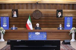 اظهارات روحانی در مراسم اختتامیه جایزه کتاب سال