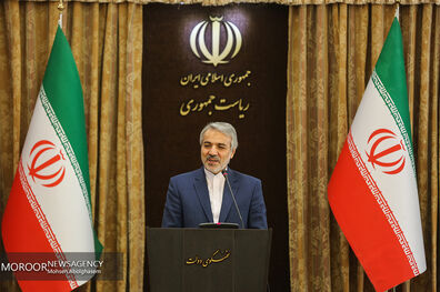 اخطار روحانی بابت تاخیر در پرداخت حقوق کارمندان