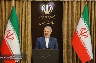 اخطار روحانی بابت تاخیر در پرداخت حقوق کارمندان