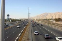 ترافیک روان در جاده‌های کشور/ محورهای مسدود اعلام شد