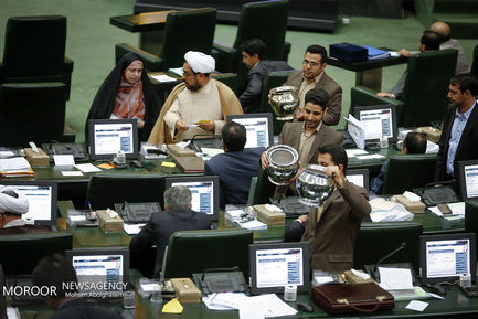 انتخاب هیات رییسه مجلس شورای اسلامی