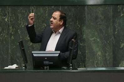 درآمد دو ساعت کار در هفته صرف رفت و آمد هم نمی شود
