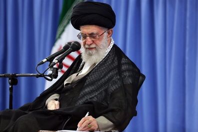 تسلیت رهبر انقلاب در پی درگذشت همسر شهید آیت‌الله حکیم