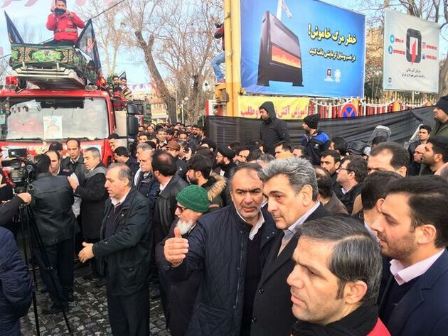 اظهارات شهردار تهران در مورد شهید خواندن آتشنشانان