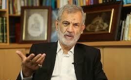  هیچ کس به اندازه ولایتی شایسته ریاست بر دانشگاه آزاد نبود/ دولت قبل برای چینی ها اشتغال آفرید