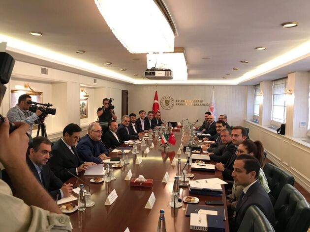 بیست و هفتمین نشست کمیسیون همکاری‌های اقتصادی ایران و ترکیه افتتاح شد