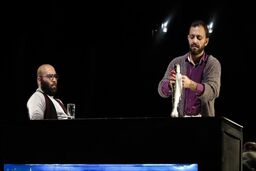حضور صابر ابر در نمایش مالی سویینی