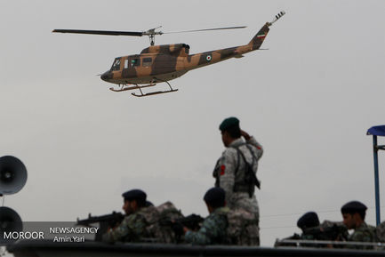 رژه روز ارتش با حضور رییس جمهوری