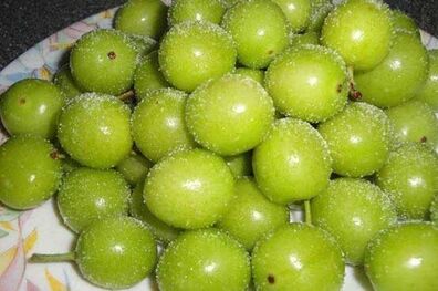 اثرات مصرف گوجه سبز برای شادابی و رفع عطش