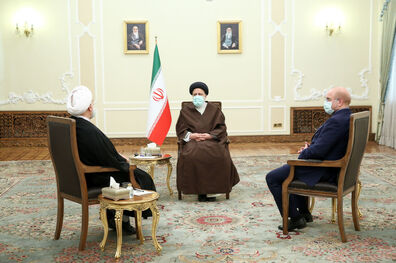 سران سه قوه در نشستی به بررسی وقایع اخیر جامعه پرداختند