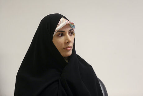 حسینی: مردم تا رای خود را به صندوق نینداخته‌اند از شعب اخذ رای برنگردند