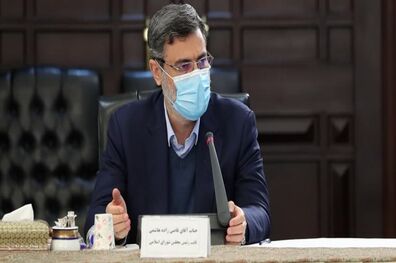 حداقل رانت اطلاعاتی در بازار سهام وجود دارد/ قانون بورس اصلاح می‌شود