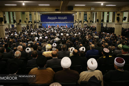 دیدار مسئولان نظام و میهمانان کنفرانس وحدت اسلامی‌ با مقام معظم رهبری