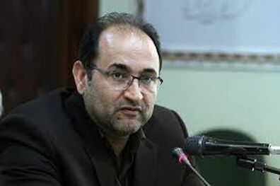 شعر خوانی در عید فطر خلاف بیانات رهبری و غیر قابل هضم برای مردم است