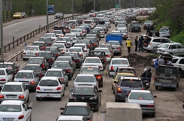 ترافیک سنگین جاده های هراز و سوادکوه در مازندران