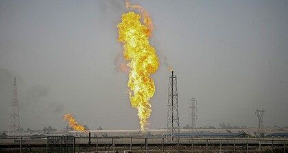 اختصاص160 میلیارد تومان به منظور رفع آلودگی گازهای همراه نفت در خوزستان