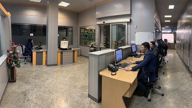 پاسخگویی 24 ساعته مرکز ارتباط با مشتریان بانک ‌پاسارگاد (CRM)