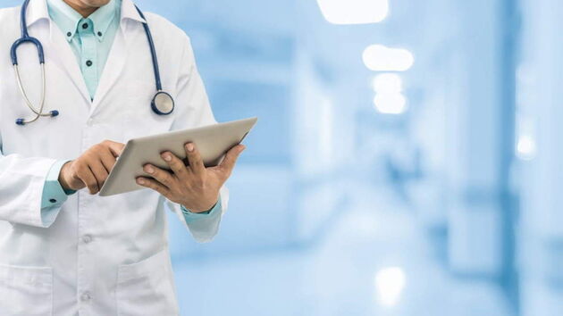 محدودیت در پذیرش رشته‌های پزشکی احتمال مهاجرت افراد را بالا می‌برد