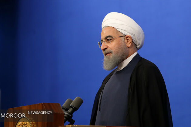رئیس جمهور از برگزیدگان جشنواره خوارزمی تقدیر کرد