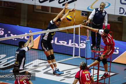  لیگ برتر والیبال دیدار تیمهای پیکان تهران و خاتم اردکان