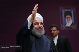 انقلاب اسلامی هم با اعتدال گری پیروز شد/چرا ناسزا گویی را انقلابی گری می دانید؟ 