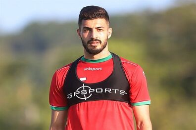 هافبک نساجی در تیررس پرسپولیس