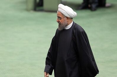 تلاش روحانی برای برقراری ثبات بازار ارز در آستانه انتخابات