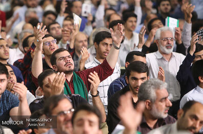 دعای پر فیض عرفه ۹۸ در مصلای تهران