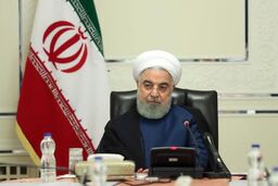 اگر جامعه‌ای روحیه خود را ببازد و دچار افسردگی شود کارش سخت خواهد شد