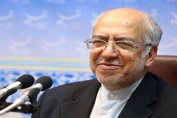 تولید 95درصدی داروی مورد نیاز در کشور/خودکفایی در انواع سوپاپ های موتورهای احتراقی/درخودروسازی رشد ۴۰ تا ۵۰ درصدی داشته ایم